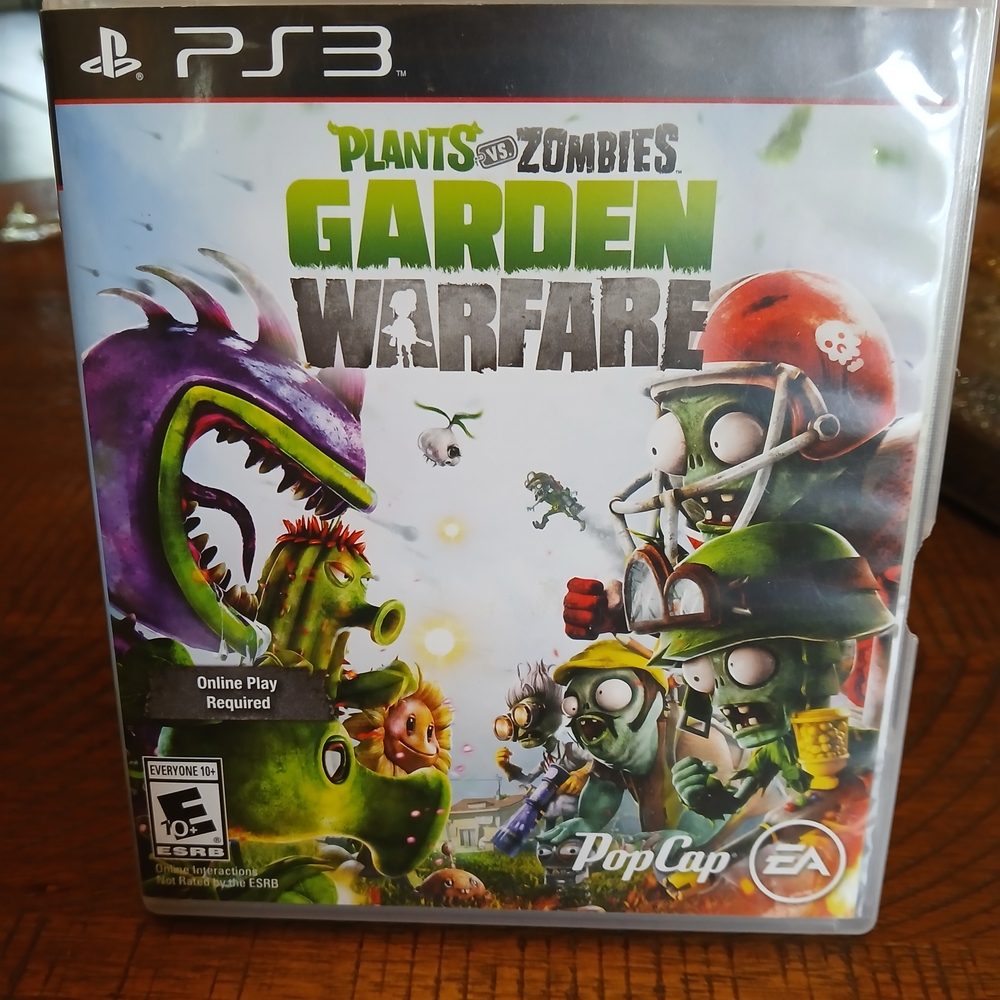 Plants vs. Zombies: Garden Warfare for PS3 - Green and Purple